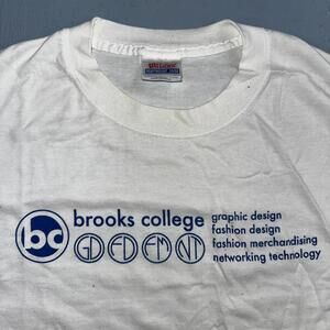 Brooks College Graphic Design VTG T Shirt Fashion Hanes L Promo University BC